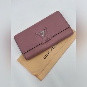🌹♥️Louis Vuitton Capucines Wallet in Pink♥️🌹